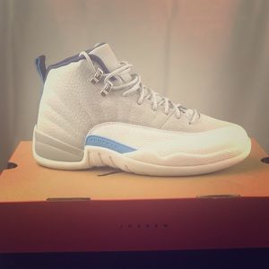 Jordan 12 University Blue